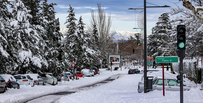 La nieve llega a Madrid pero <br/>sin mucha intensidad