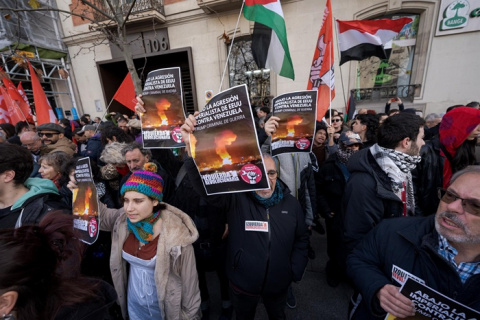 Concentración ante la embajada de EEUU contra la detención de Maduro