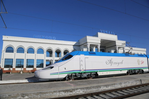 Talgo firma un contrato en Uzbekistán por 80 millones