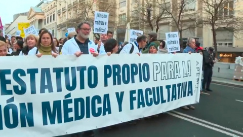 La huelga de médicos obligó a suspender 300 cirugías y 650 pruebas
