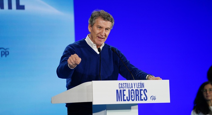 Feij&oacute;o llama a Vox a no "fracturar" la mayor&iacute;a de cambio salida de las urnas