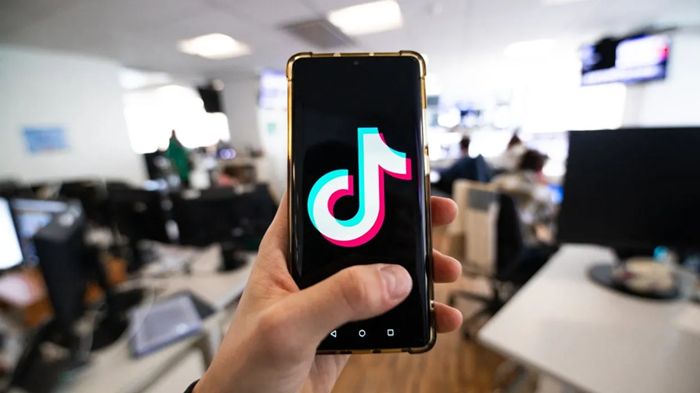 La CE acusa a TikTok de violar la ley servicios digitales por su dise&ntilde;o "adictivo"
