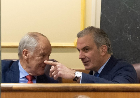 Vox expulsa a Ortega Smith por no apartarse de la Portavocía en Madrid