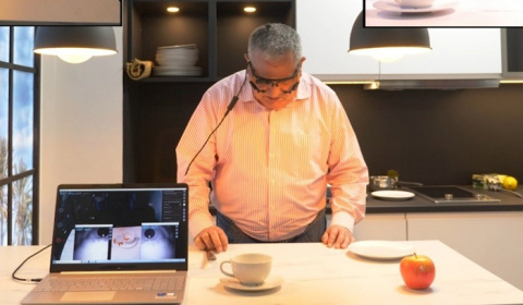 Un paciente con ceguera total recupera parcialmente la visión