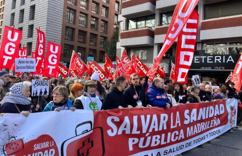 Miles de personas salen a la calle contra el 
