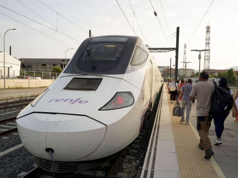 Puente anuncia la reapertura de la línea de alta velocidad Madrid-Andalucía
