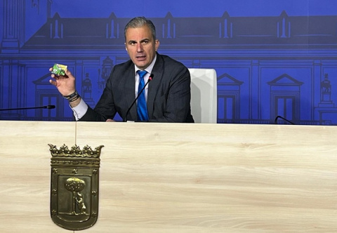 Ortega reta a la dirección de Vox y se reafirma como portavoz en el Ayuntamiento