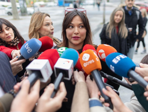 Mouliaá retira su acusación contra Errejón por agresión sexual por sentirse sola