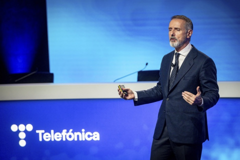 Telefónica pierde 4.318 millones en 2025 por el ERE y Latinoamérica