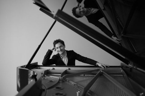 El pianista francés Thomas Enhco propone una lectura personal de la música de Mozart