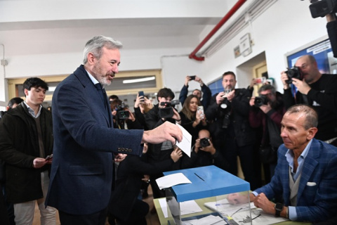 Azcón asegura que el resultado electoral de Aragón 