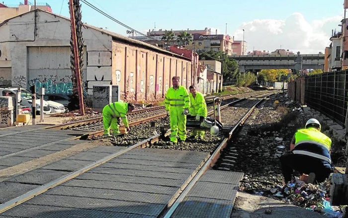 Hacienda avisa al juez del 'caso Koldo' de irregularidades en contratos de Adif y Carreteras