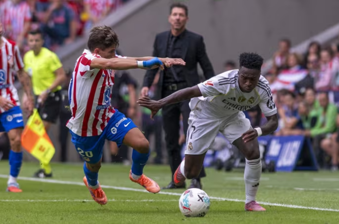 Real Madrid y Atl&eacute;tico, duelo decisivo tras la euforia europea