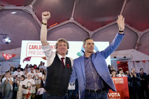 Sánchez corta la racha de fracasos del PSOE con el 'No a la guerra'