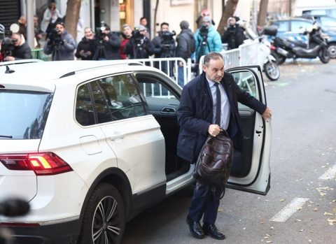 Ábalos pide que el juicio del 'caso mascarillas' se celebre en la Audiencia Nacional