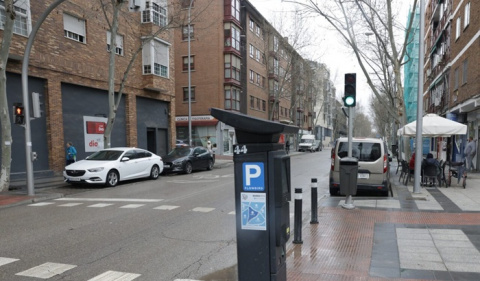El SER en Comillas reduce en 12 minutos el tiempo necesario para aparcar