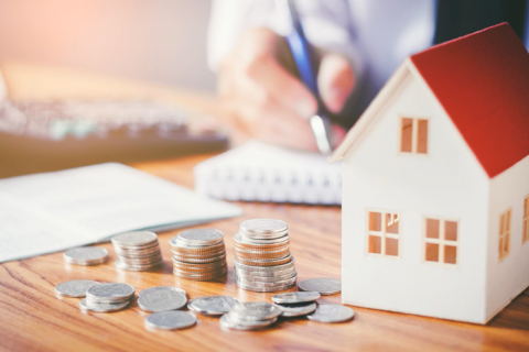 Los gastos de vivienda se disparan y agravan la presión sobre hogares con menos renta