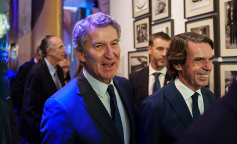 Feijóo promete un proyecto de prosperidad como hizo Aznar