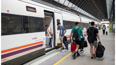 Renfe vuelve a beneficios en 2025 tras cinco años de pérdidas