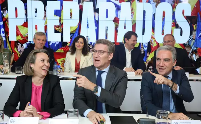 El PP ve un "fracaso" la concentración de apoyo a Sánchez y cree que complica su continuidad