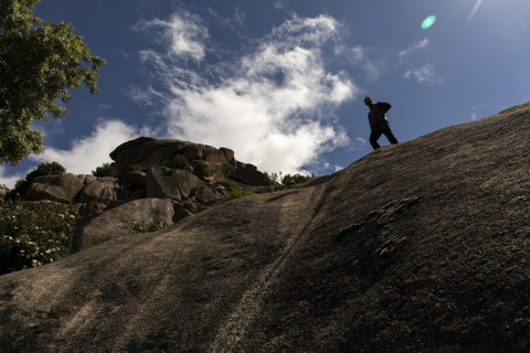 La Comunidad restringe la escalada en La Pedriza hasta julio