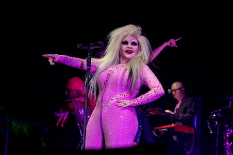 Fangoria, La Bien Querida y Olga María Ramos ponen el broche final a los conciertos de San Isidro