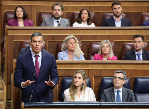Crece la presión para que Sánchez adelante las elecciones generales por los casos de corrupción