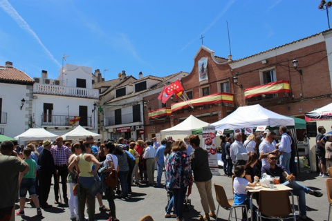 Campo Real convierte su Plaza Mayor en escaparate gastronómico