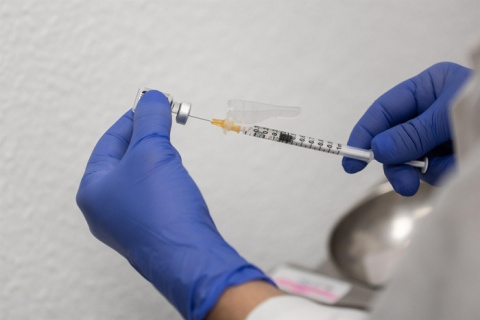 La vacunación intranasal contra la gripe se ampliará hasta los 7 años
