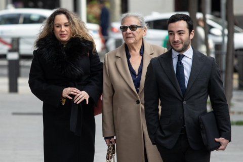 Comparece ante el juez la empresaria que dice haber llevado 90.000 euros a la sede del PSOE