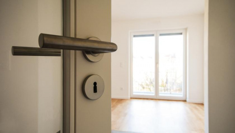 Feijóo promete un 60% menos de impuestos en vivienda para jóvenes