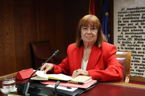 Narbona se desmarca de Leire Díez: 