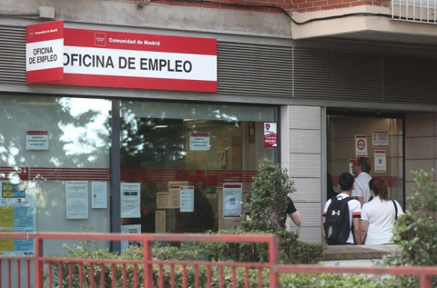 El paro baja un 1% en la Comunidad de Madrid, hasta los 269.809 desempleados