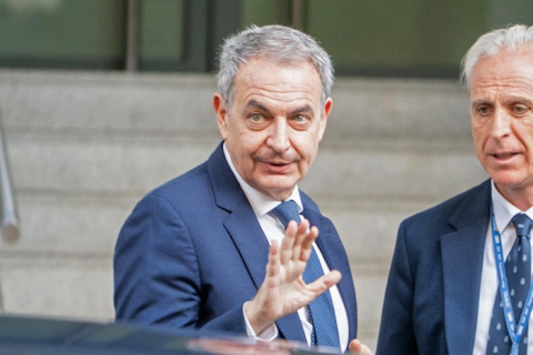 Anticorrupción invita a Zapatero a que explique cómo consiguió sus joyas