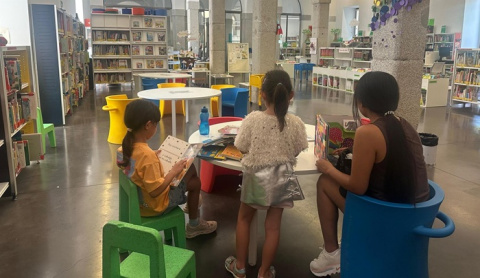 Las bibliotecas se convierten en un refugio frente al calor