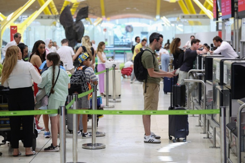 El Gobierno restablece los controles fronterizos con Italia