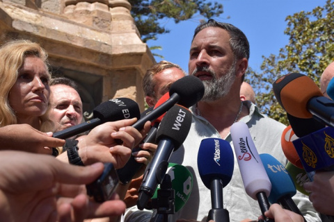 Vox plantea investigar a Sánchez por 