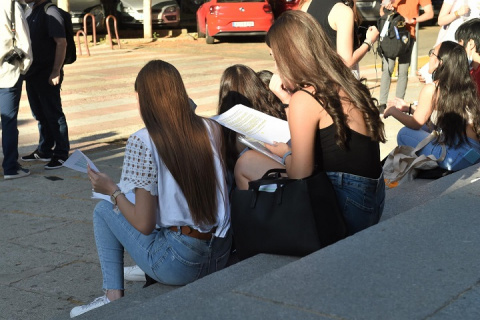 Un tercio de los adolescentes quiere someterse a una operación estética