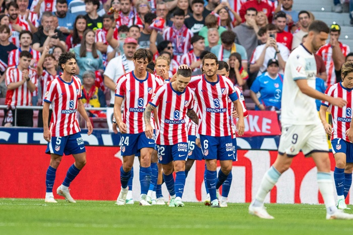 El Atl&eacute;tico golea al Osasuna <br/>con un ataque coral