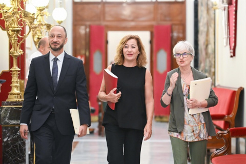 El Congreso abre expediente sancionador a la diputada del PP que mostró un bote de gas pimienta