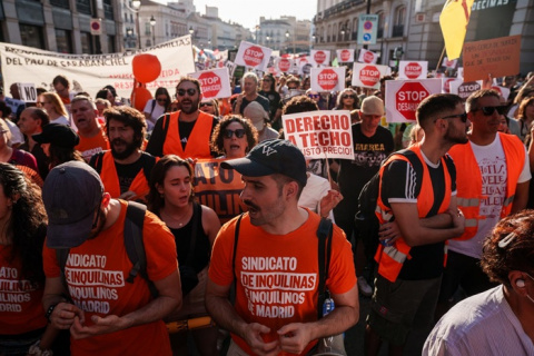 La marcha 'Ni una Maricarmen más' exige medidas urgentes en materia de vivienda