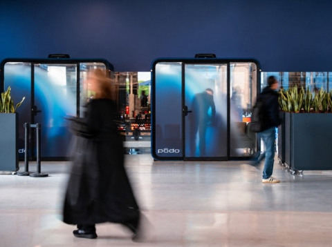 Barajas estrena cabinas privadas e insonorizadas de teletrabajo