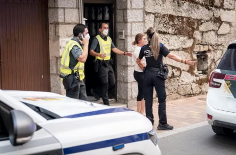 La Comunidad aloja en hoteles a 248 evacuados por el incendio de la Sierra Oeste
