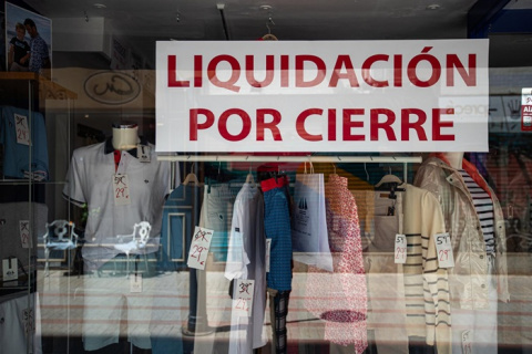 España perderá 140.000 autónomos del comercio en una década