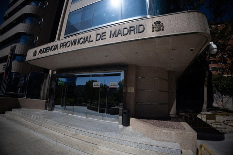Un acusado de matar a su mujer acepta 15 años de prisión