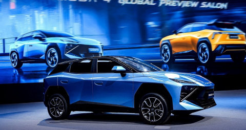Omoda 4