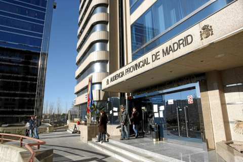 Un relojero se enfrenta a cinco años de cárcel por apropiarse de relojes de lujo