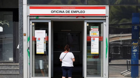 El paro sube en 21.100 personas en la Comunidad y se destruyen 49.200 empleos
