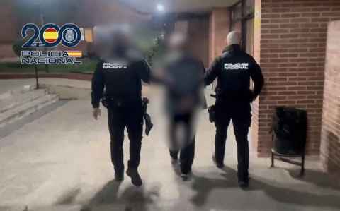 Detenido un hombre por la muerte a puñaladas de una mujer