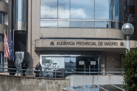 Al banquillo por estafar a familiares para apropiarse de dos empresas